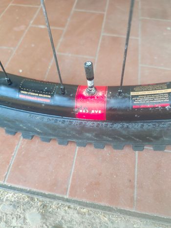 Used Santa Cruz HECKLER X01 AXS RSV MX / Carbon CC 2023 2023 Mountainbike — image 6 of 9