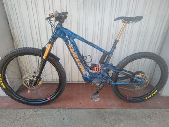 Used Santa Cruz HECKLER X01 AXS RSV MX / Carbon CC 2023 2023 Mountainbike — image 2 of 9