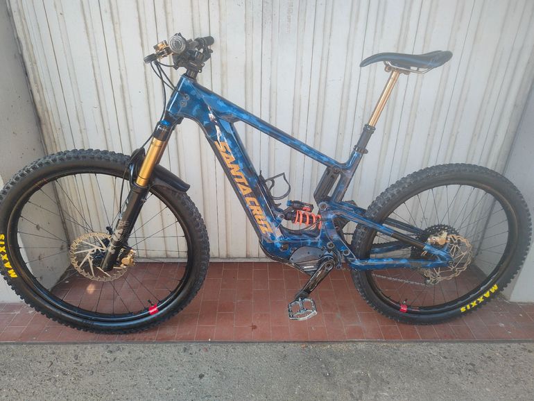 Used Santa Cruz HECKLER X01 AXS RSV MX / Carbon CC 2023 2023 Mountainbike — image 2 of 9