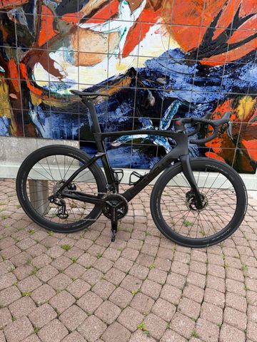 Used Pinarello DOGMA F DURA ACE Di2 Disc 2023 2023 Road & Gravel
