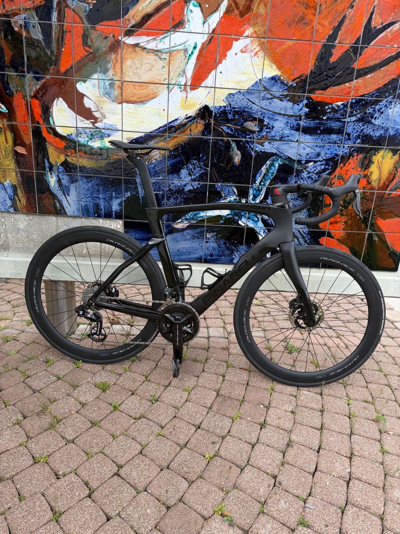 Used Pinarello DOGMA F DURA ACE Di2 Disc 2023 2023 Road & Gravel