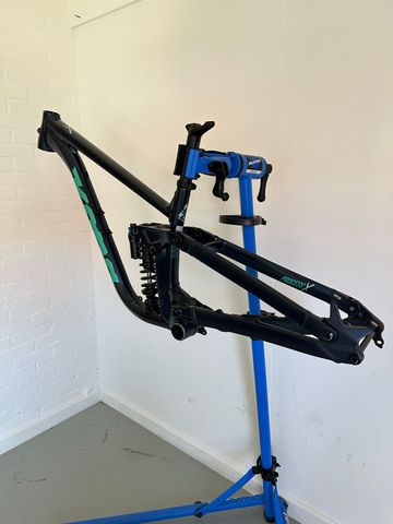 Used Kona Process X 2024 Frameset 2024 Mountainbike, Blue, 29, 27.5 — image 6 of 6