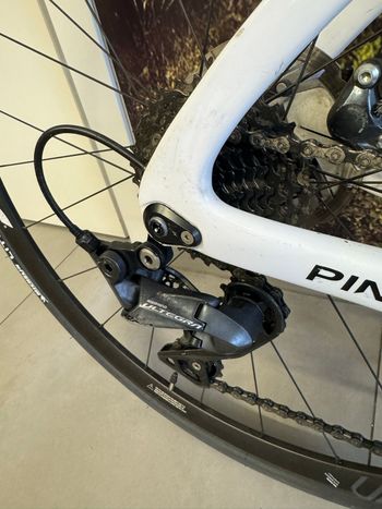 Used Pinarello Prince Disk Ultegra Bike 2019 2019 Road & Gravel, White — image 4 of 4