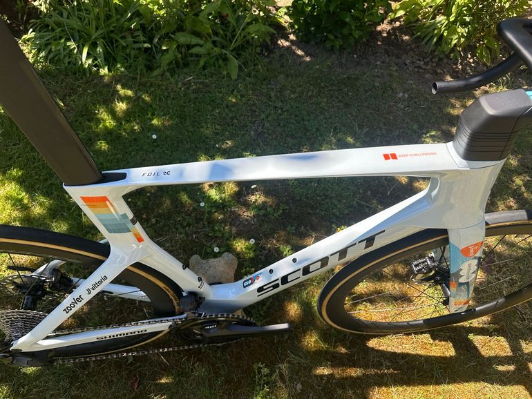 Used Scott Foil RC 10 2024 2024 Road & Gravel, White — image 8 of 14