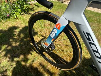 Used Scott Foil RC 10 2024 2024 Road & Gravel, White — image 11 of 14