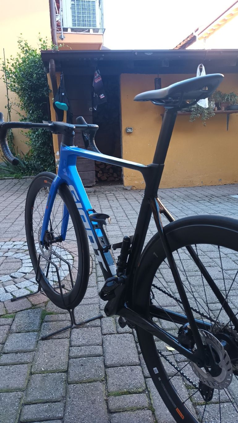 Used Giant Propel Shimano Dura Ace Di2 2025 Road & Gravel, Blue — image 3 of 4