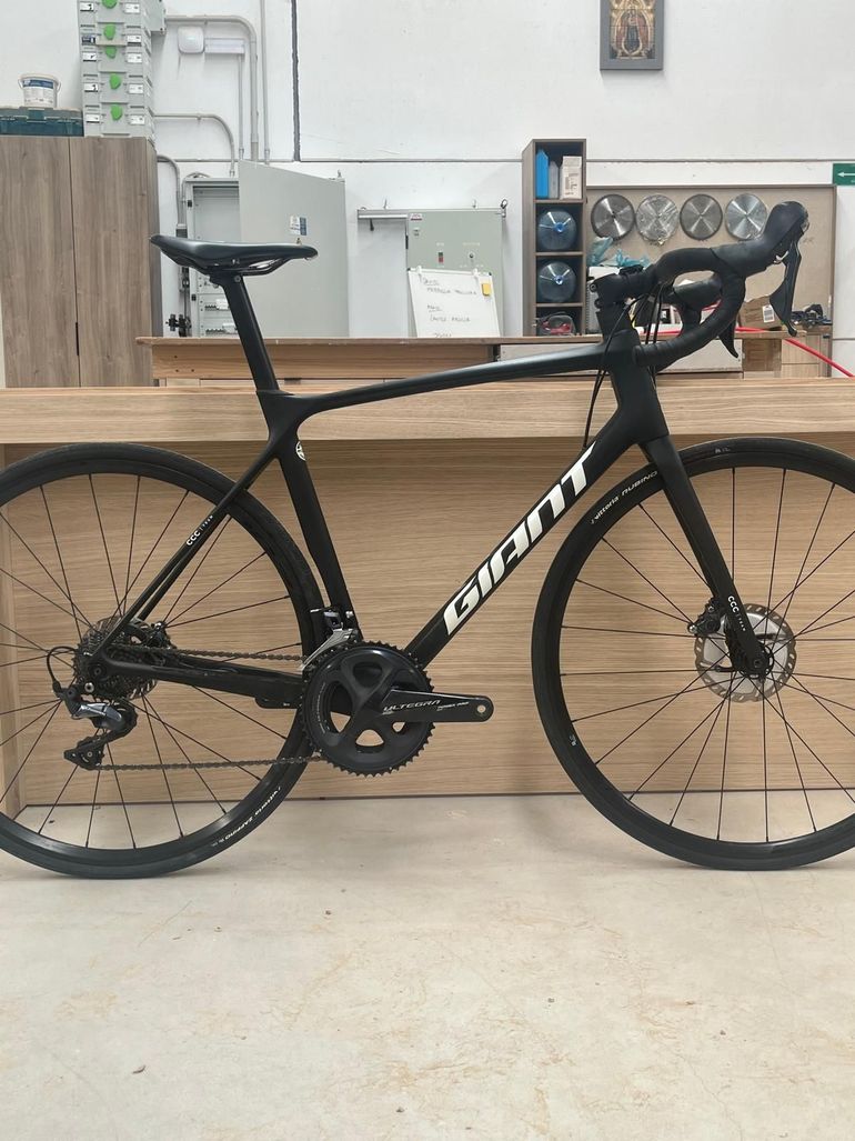 Used Giant TCR Advanced Disc 1 2021 2021 Road & Gravel — image 1 of 15