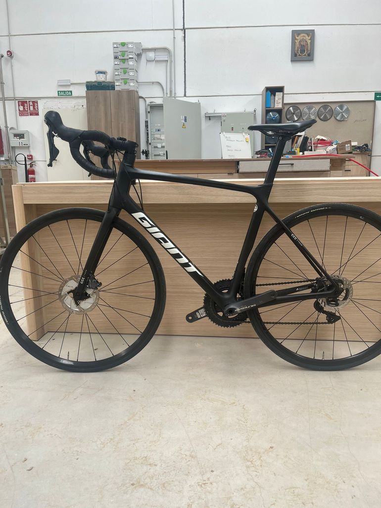 Used Giant TCR Advanced Disc 1 2021 2021 Road & Gravel — image 4 of 15
