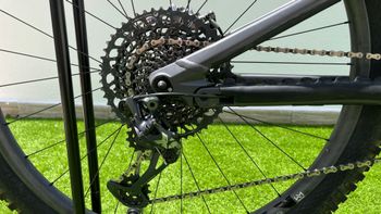 Used Radon SLIDE TRAIL 10.0 HD 2023 2023 Mountainbike, Light Gray, 29 — image 5 of 23