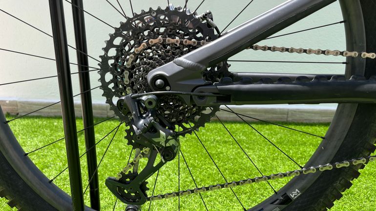 Used Radon SLIDE TRAIL 10.0 HD 2023 2023 Mountainbike, Light Gray, 29 — image 5 of 23