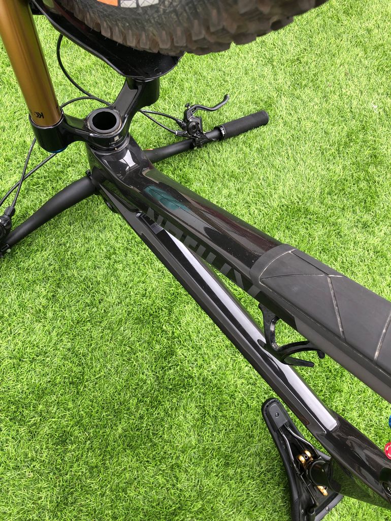 Used Radon SLIDE TRAIL 10.0 HD 2023 2023 Mountainbike, Grigio chiaro — image 19 of 22