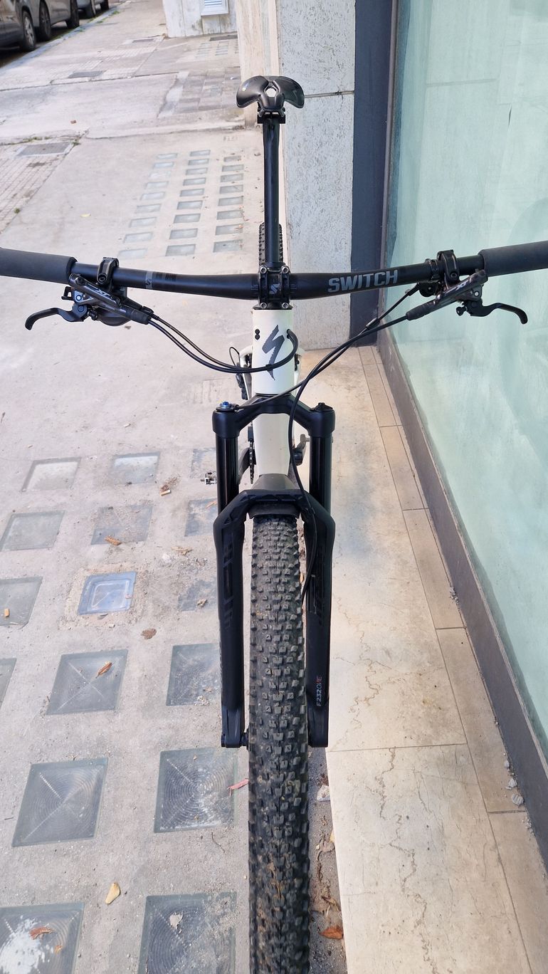 Used Specialized Epic 8 EVO Pro - SRAM X0 AXS, FOX Factory 2024 2024 Mountainbike — image 8 of 19