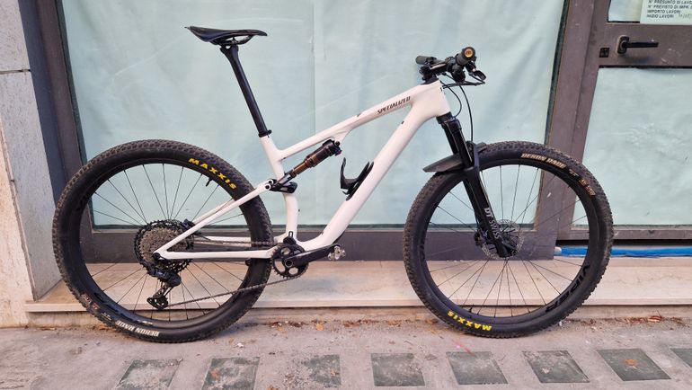 Used Specialized Epic 8 EVO Pro - SRAM X0 AXS, FOX Factory 2024 2024 Mountainbike — image 1 of 19