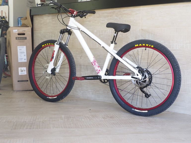 Used Mondraker Play Shimano Deore 2014 Mountainbike, Bianco — image 3 of 15