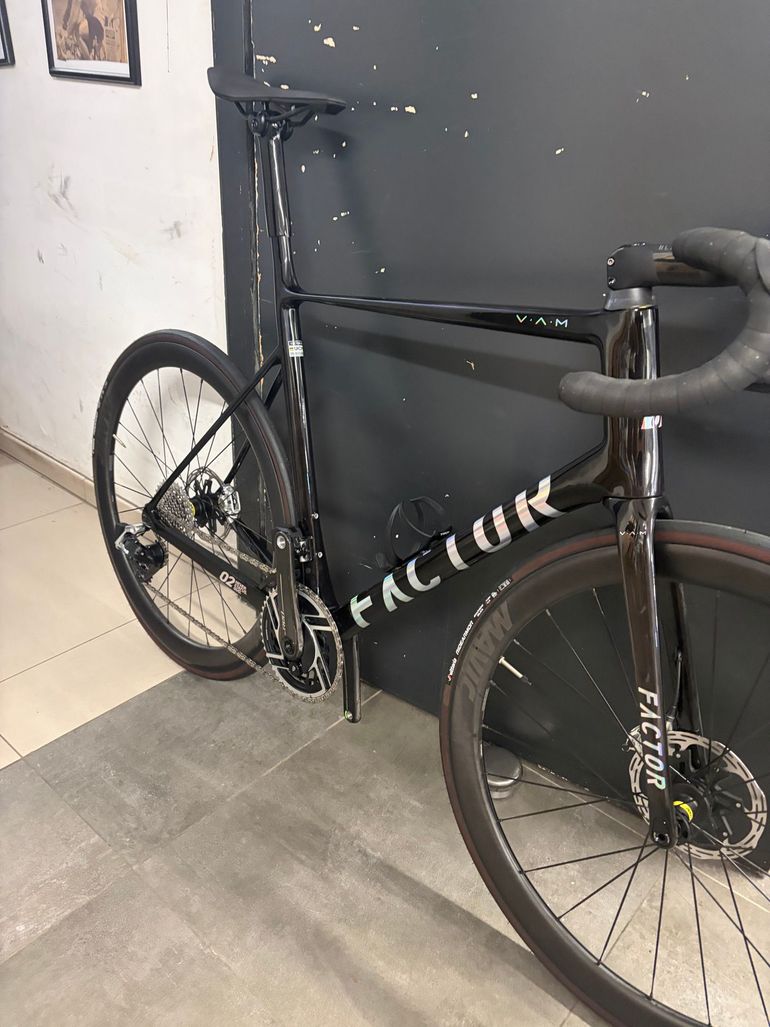 Used Factor O2 VAM - SRAM Red w/ Power Meter 2026 2026 Road & Gravel — image 1 of 3