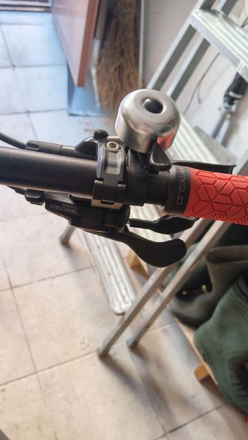 Used Bulls sonic Custom Shimano Deore XT 2024 Mountainbike, Black — image 4 of 10