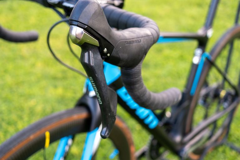 Used Giant Defy Advanced Pro 0 2016 2016 Road & Gravel, Black — image 9 of 15