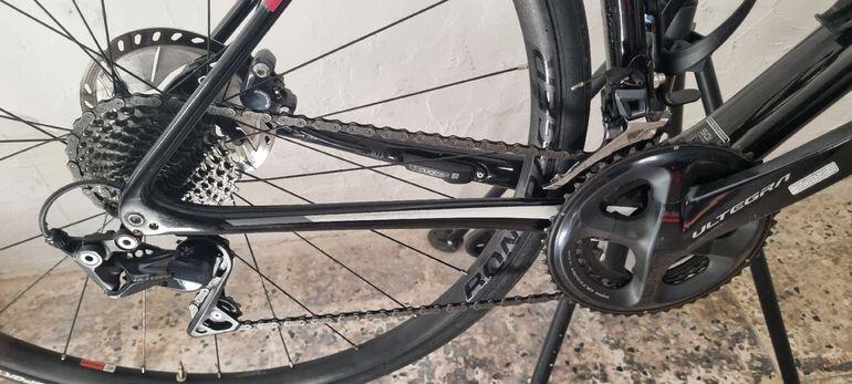 Used Trek Émonda SL 6 Disc 2020 2020 Road & Gravel, Black — image 3 of 7