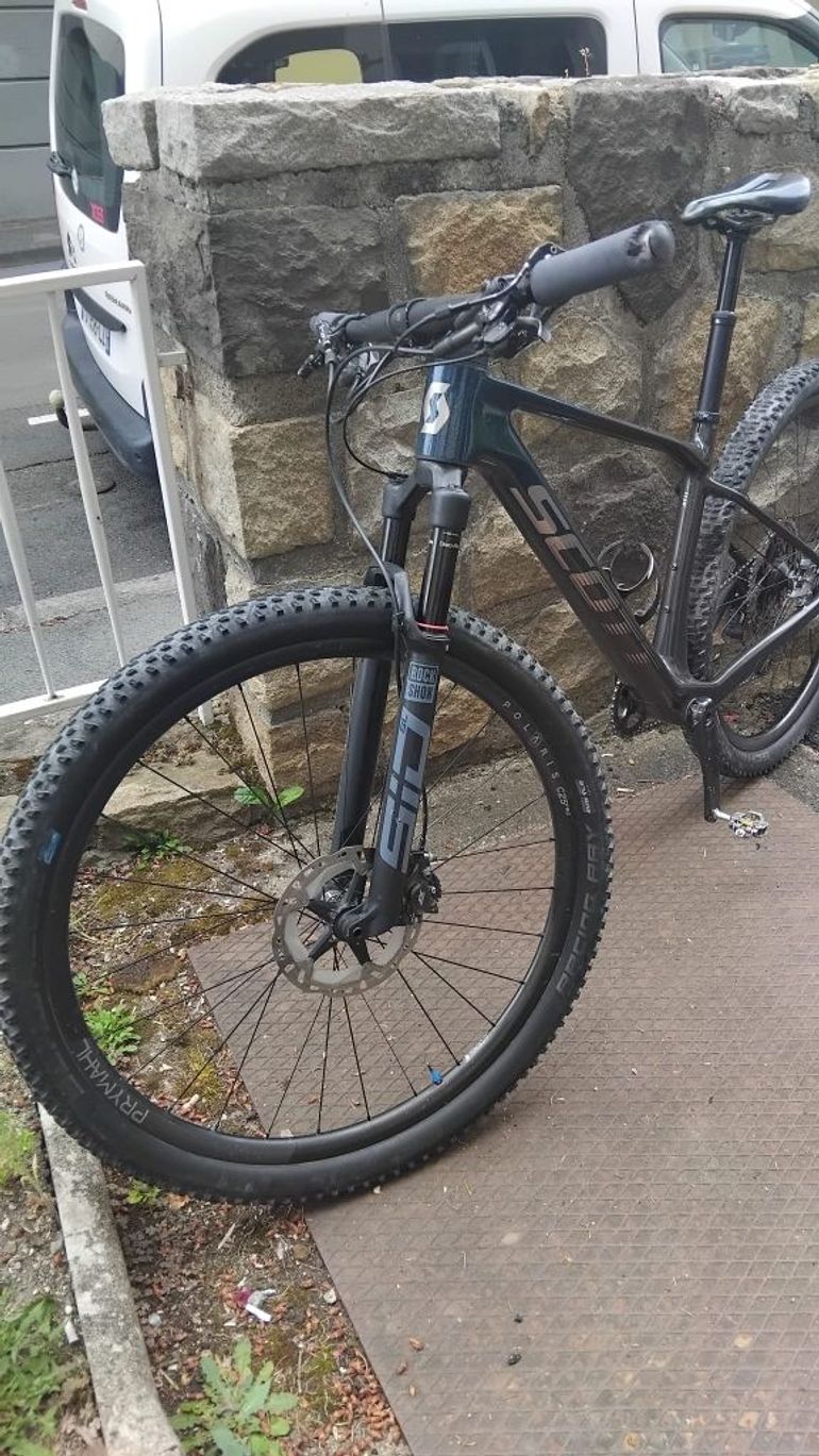 Used Scott Scale RC Team 2023 2023 Mountainbike, Black, 29 — image 1 of 3