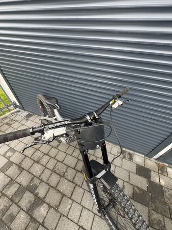Used Trek Session 9 X01 2025 2025 Mountainbike, Light Gray, 29 — image 6 of 8