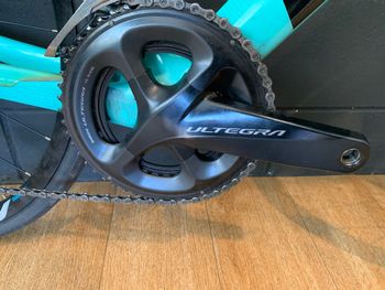 Used Bianchi Sprint Disc Ultegra 2021 2021 Road & Gravel, Green — image 3 of 9