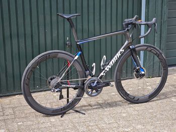 Used Specialized S-Works Tarmac SL6 Disc - Dura Ace Di2 2020 2020 Road & Gravel, Black — image 2 of 12