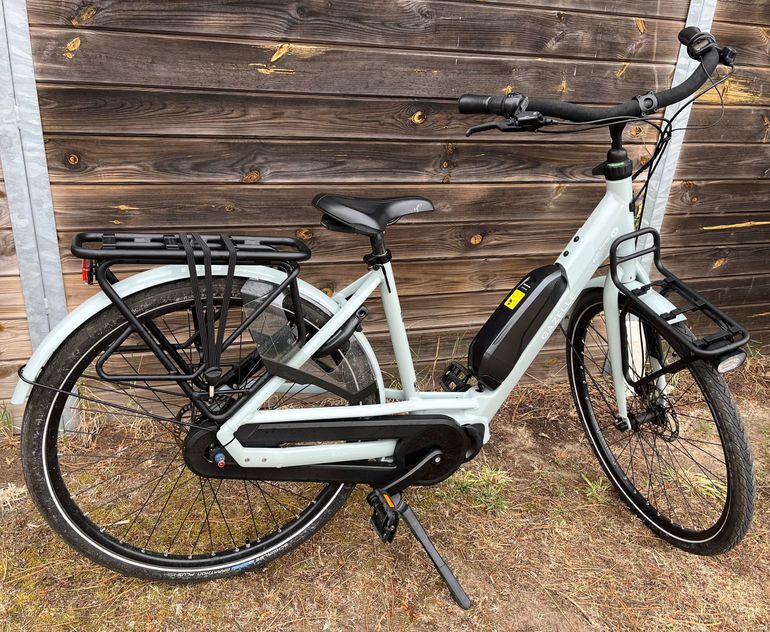 Used Gazelle Bloom C7 HMS Low-Step 2024 2024 Urban, Light Gray — image 2 of 19