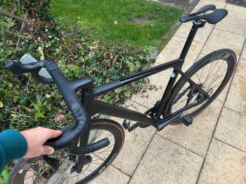 Used Canyon Ultimate CF SLX 8 Di2 2023 2023 Road & Gravel, Schwarz — image 2 of 7