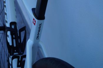 Used Specialized Tarmac SL7 Expert - SRAM Rival AXS 2023 2023 Road & Gravel — image 6 of 8
