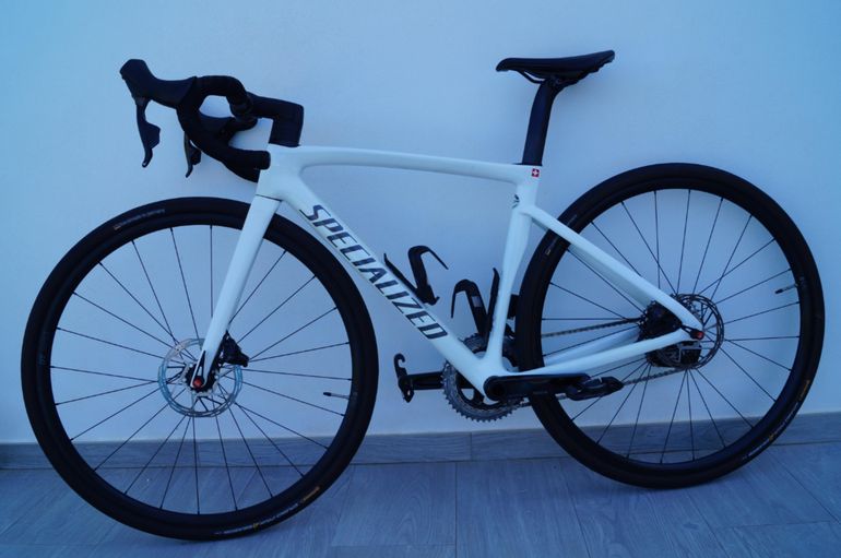 Used Specialized Tarmac SL7 Expert - SRAM Rival AXS 2023 2023 Road & Gravel — image 4 of 8