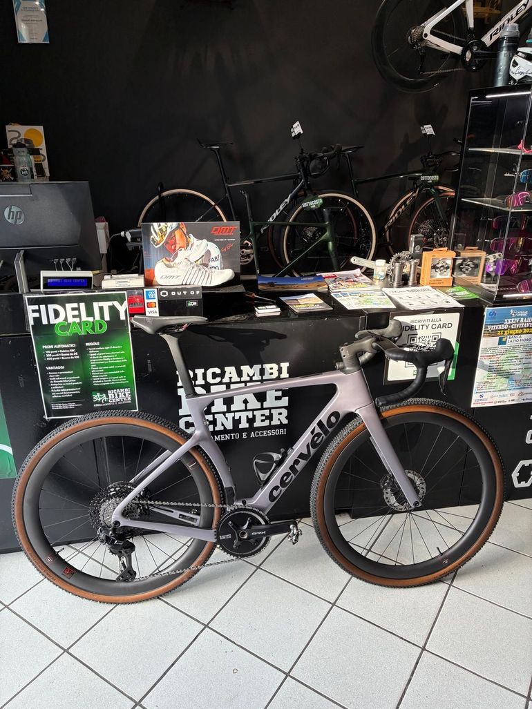 Used Cervélo Áspero-5 GRX RX825 Di2 1 2026 2026 Road & Gravel — image 1 of 3