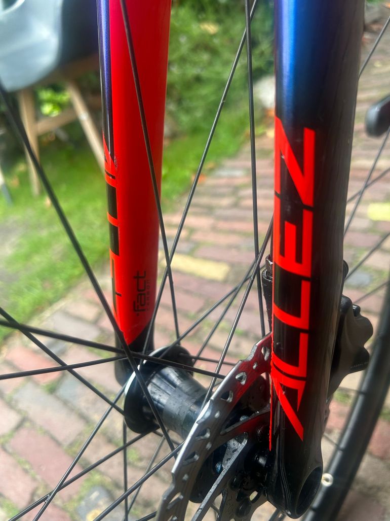 Used Specialized Allez Sprint Disc Frameset 2022 2022 Road & Gravel, Rot — image 6 of 6