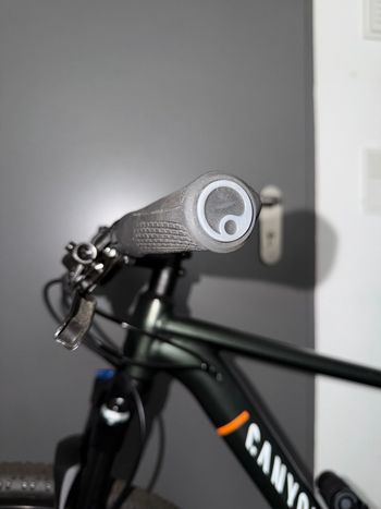 Used Canyon Pathlite 6 2023 2023 Urban — image 5 of 10