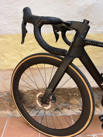 Used Trek Madone SLR 7 Gen 8 2026 2026 Road & Gravel — image 3 of 10