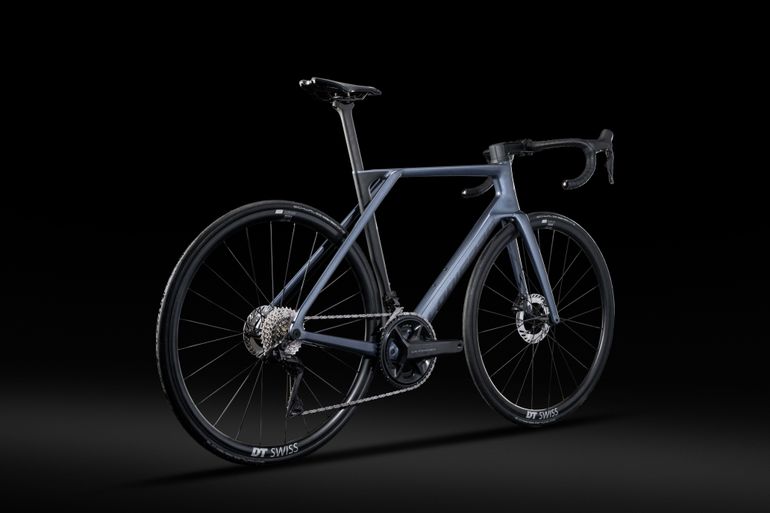 Used Lapierre Xélius SL 7.0 2026 2026 Road & Gravel, Blue — image 2 of 9