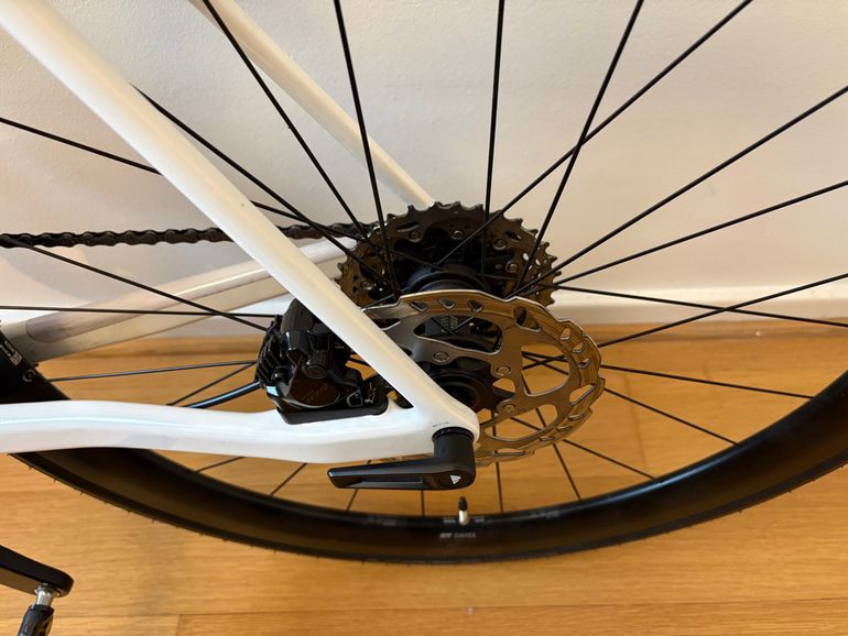 Used Canyon Ultimate CF 7 Di2 AERO 2026 2026 Road & Gravel, White — image 9 of 9