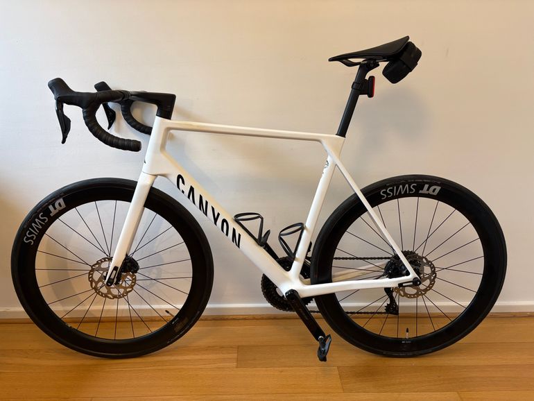 Used Canyon Ultimate CF 7 Di2 AERO 2026 2026 Road & Gravel, White — image 2 of 9