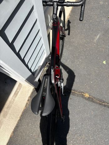 Used Trek Émonda SL 6 eTap 2022 2022 Road & Gravel, Red — image 8 of 9