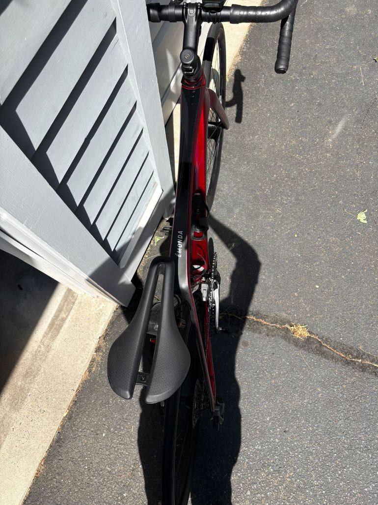 Used Trek Émonda SL 6 eTap 2022 2022 Road & Gravel, Red — image 8 of 9