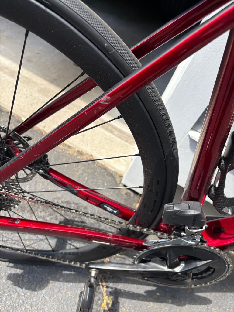 Used Trek Émonda SL 6 eTap 2022 2022 Road & Gravel, Red — image 6 of 9
