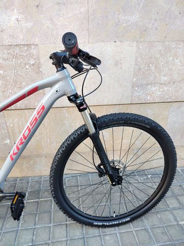 Used Kross Level Shimano Deore 2023 Mountainbike, Light Gray, 29 — image 4 of 10