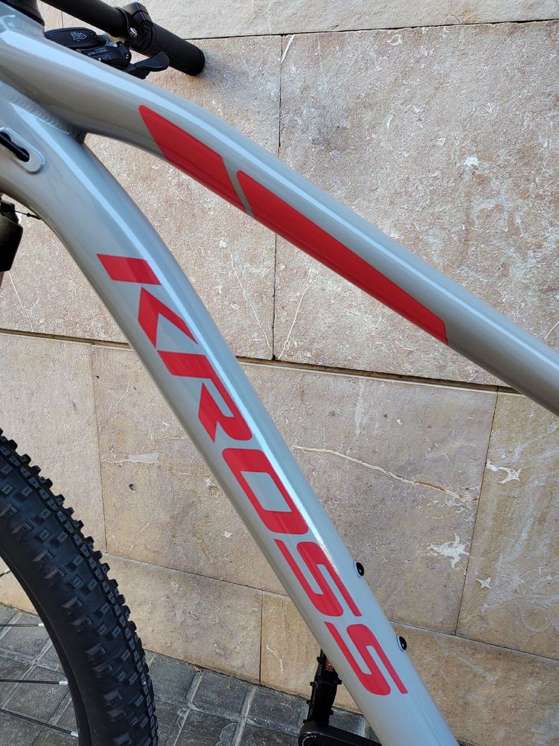 Used Kross Level Shimano Deore 2023 Mountainbike, Light Gray, 29 — image 10 of 10