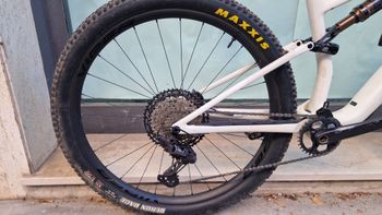 Used Specialized Epic 8 EVO Pro Frameset 2024 Frameset 2024 Mountainbike, White, 29 — image 2 of 13