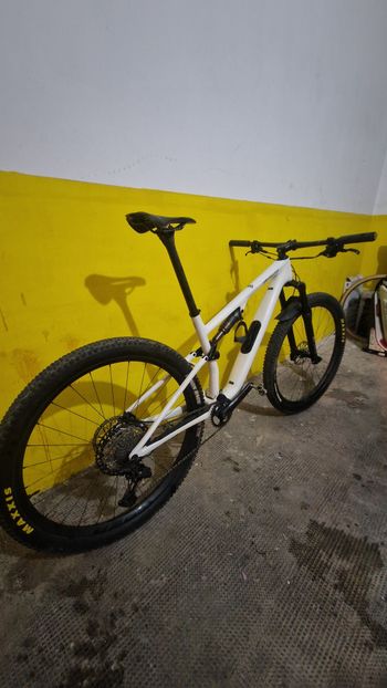 Used Specialized Epic 8 EVO Pro Frameset 2024 Frameset 2024 Mountainbike, Weiß, 29 — image 7 of 12