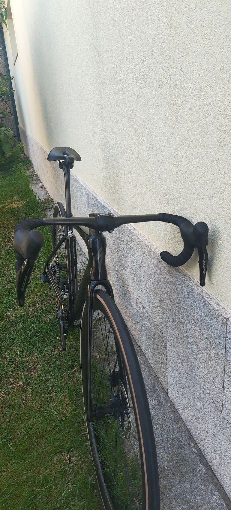 Used Specialized Tarmac SL7 Pro - SRAM Force eTap AXS 2023 2023 Road & Gravel — image 4 of 9
