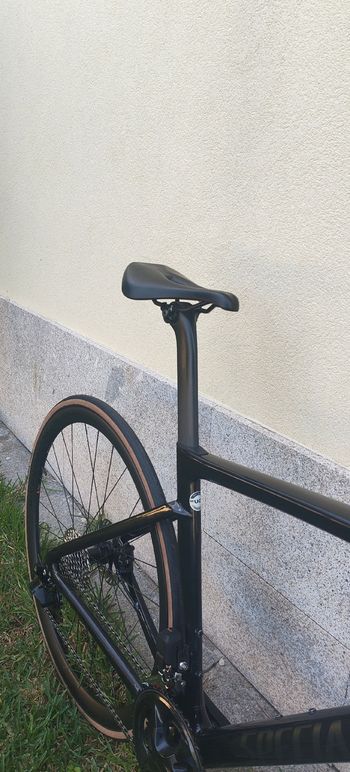 Used Specialized Tarmac SL7 Pro - SRAM Force eTap AXS 2023 2023 Road & Gravel — image 5 of 9