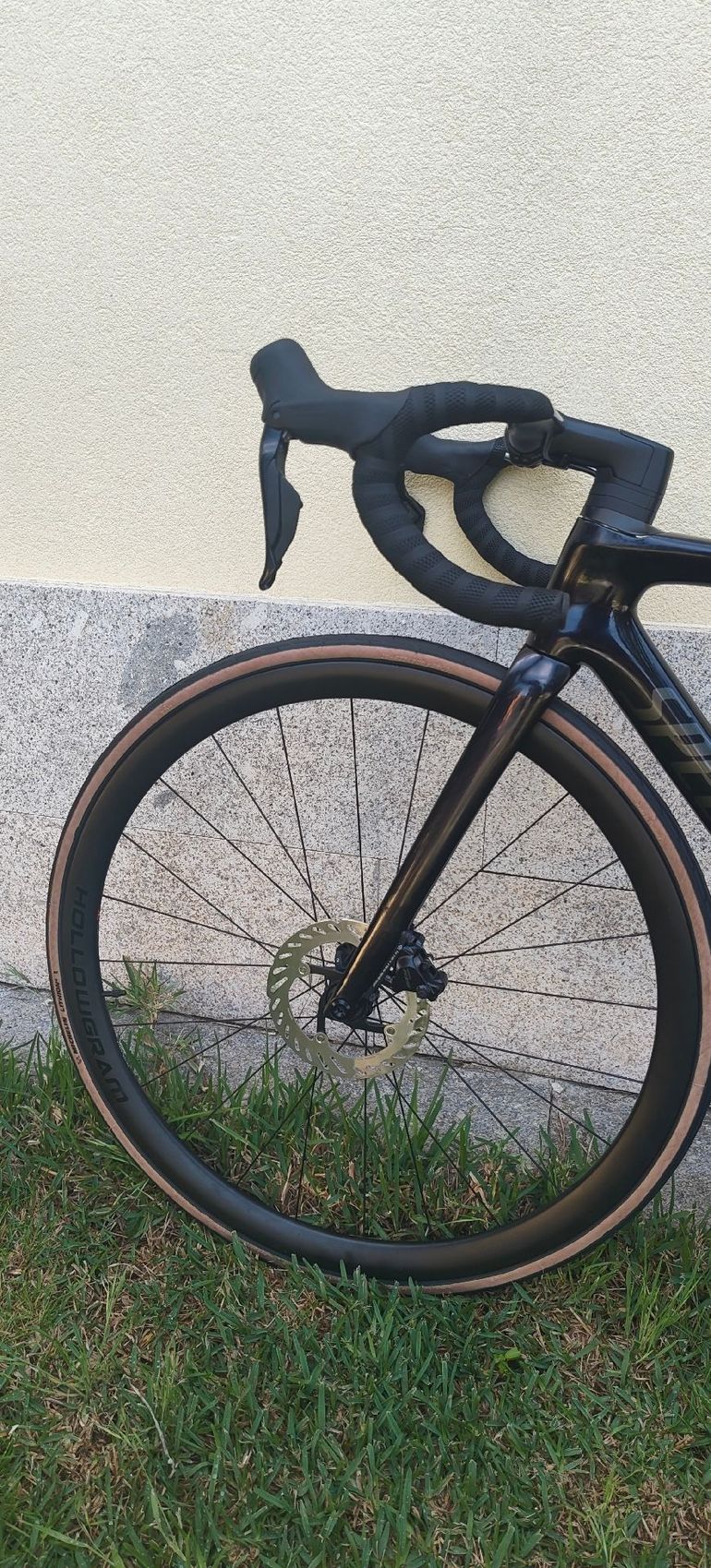 Used Specialized Tarmac SL7 Pro - SRAM Force eTap AXS 2023 2023 Road & Gravel — image 8 of 9