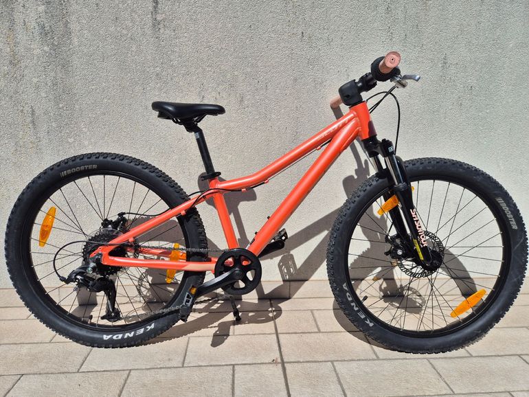 Used Scott Scale 26 disc 2021 2021 Youth — image 1 of 15