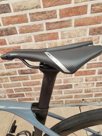 Used Lapierre Aircode DRS 7.0 2023 2023 Road & Gravel, Light Gray — image 7 of 7