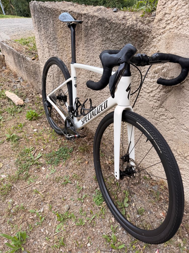Used Specialized Roubaix SL8 Comp - Shimano 105 Di2 2025 2025 Road & Gravel — image 2 of 4